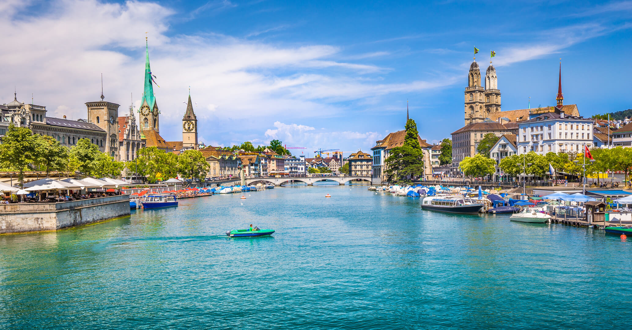 Fraumunster Grossmunster and St. Peter and river Limmat at Lake Zurich